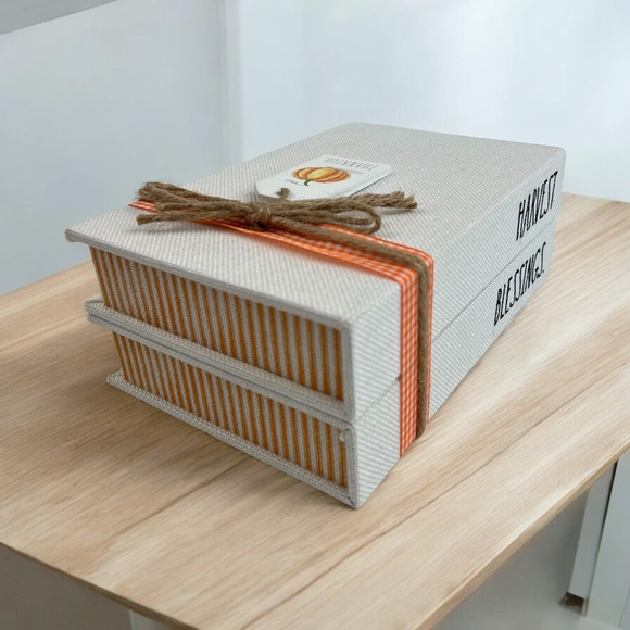 NWT Rae Dunn ‘Harvest Blessings’ Faux Book Stack - Picture 5 of 8